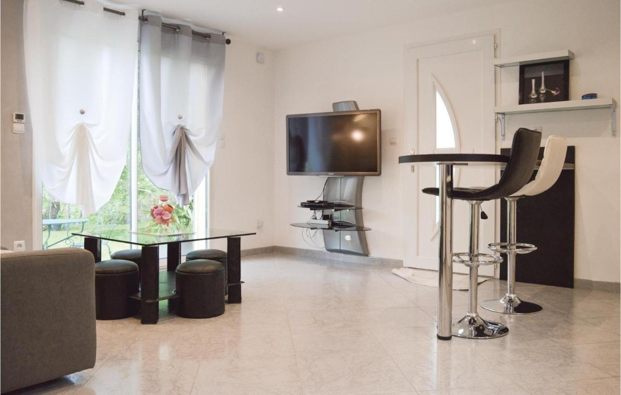 Nice Home In Ville Di Paraso With Wifi المظهر الخارجي الصورة